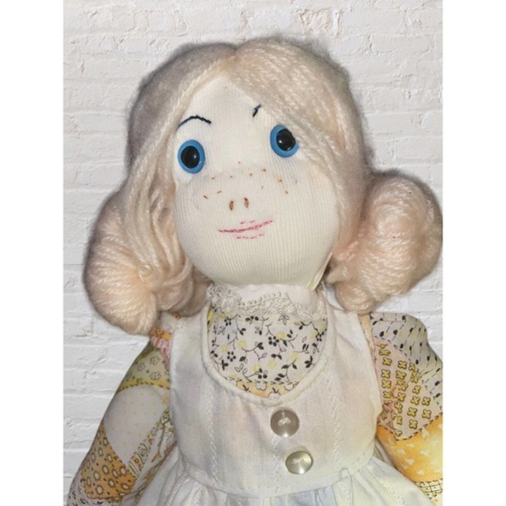 Rag Doll - Picture 3 of 4